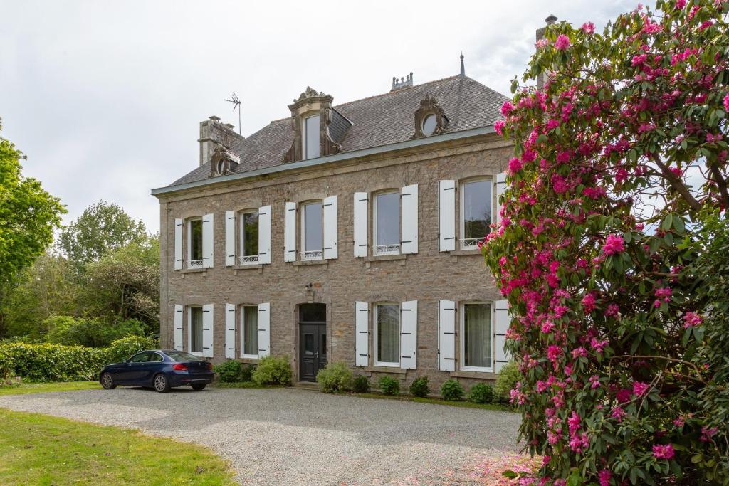 Le Manoir Bigouden - façade du bâtiment principal à Pont-l'Abbé, Bretagne